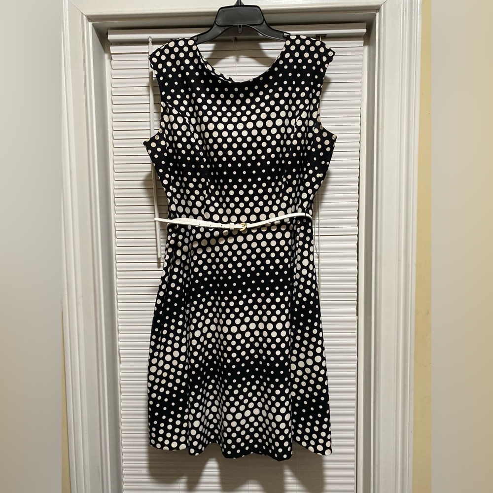 Black/White Pokey Dot Dress with white belt.
